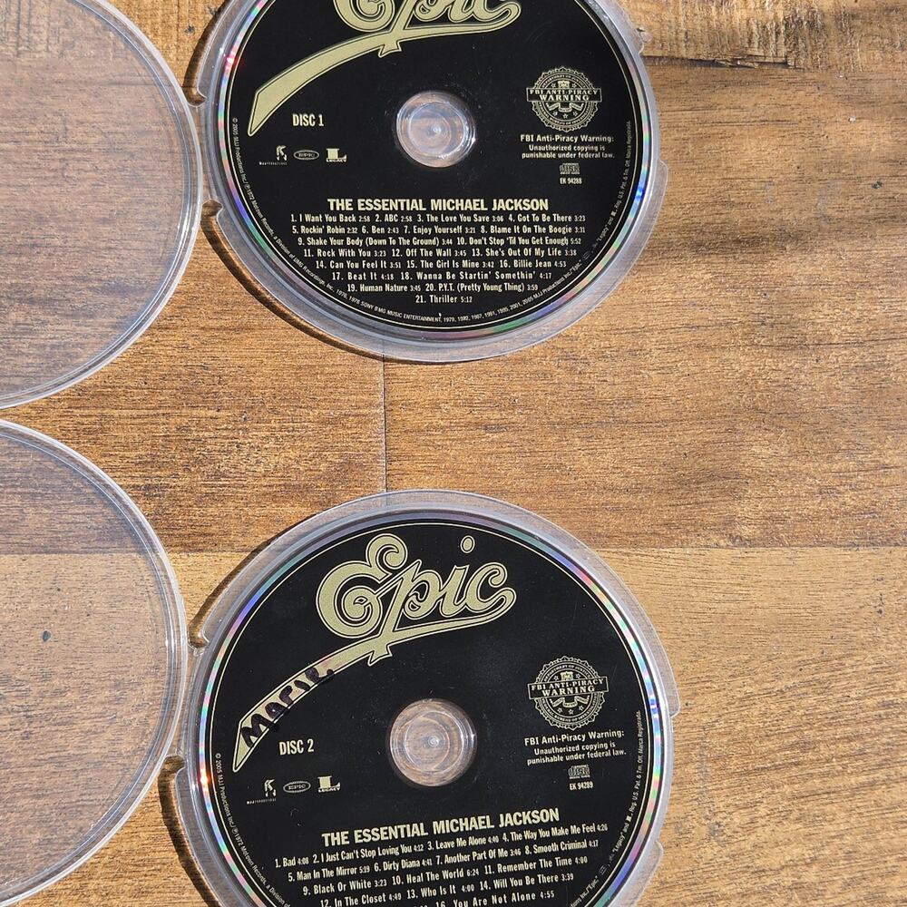 Vtg 2005 The Essential Michael Jackson Double CD